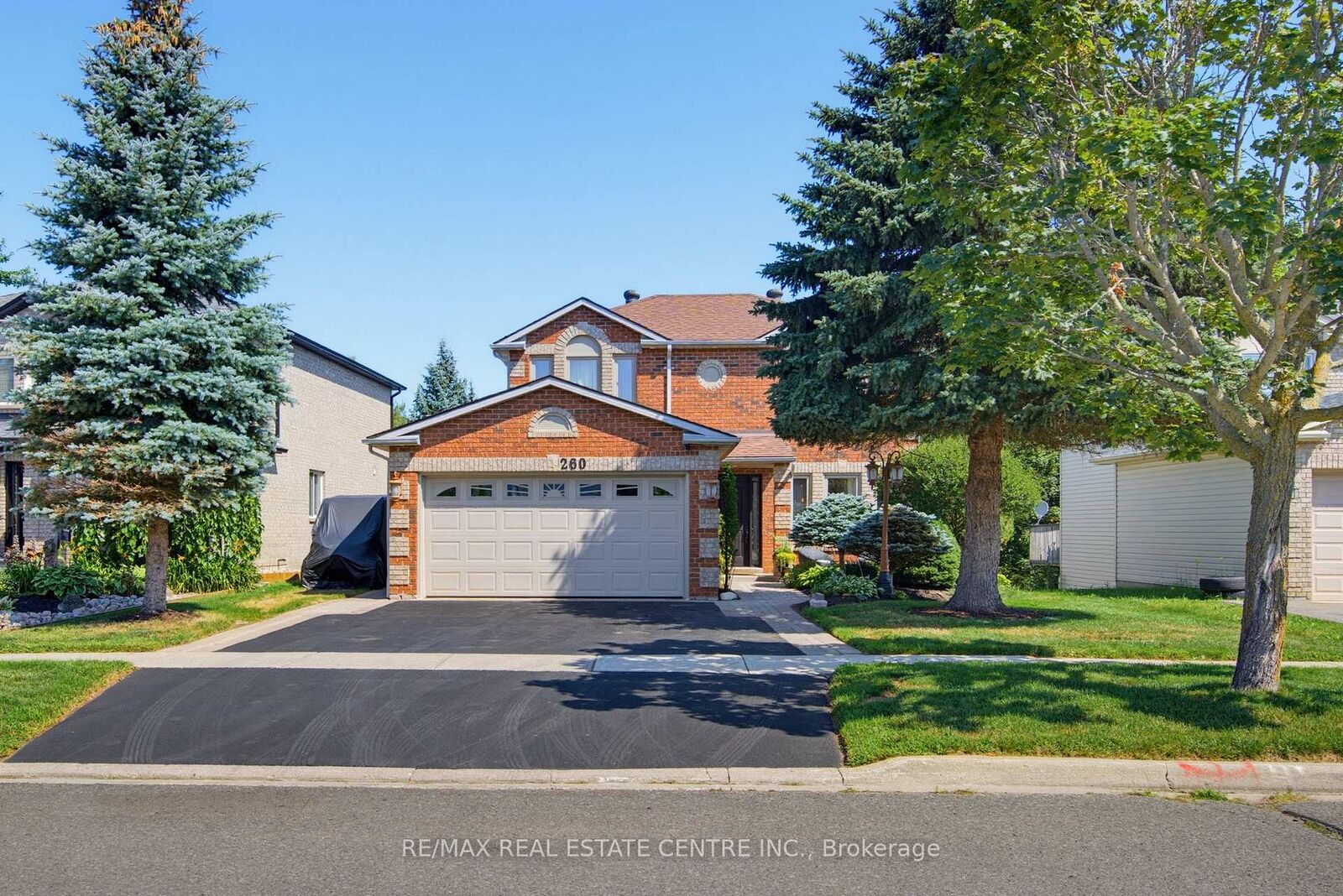 Property Photo: 260 Lisa Marie Drive ON L9W 4P4