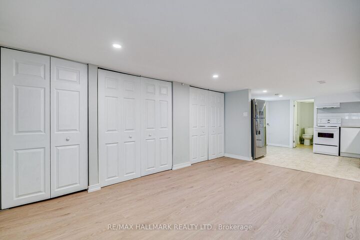 Property Photo: 115 Rainsford Road Lower ON M4L 3N8