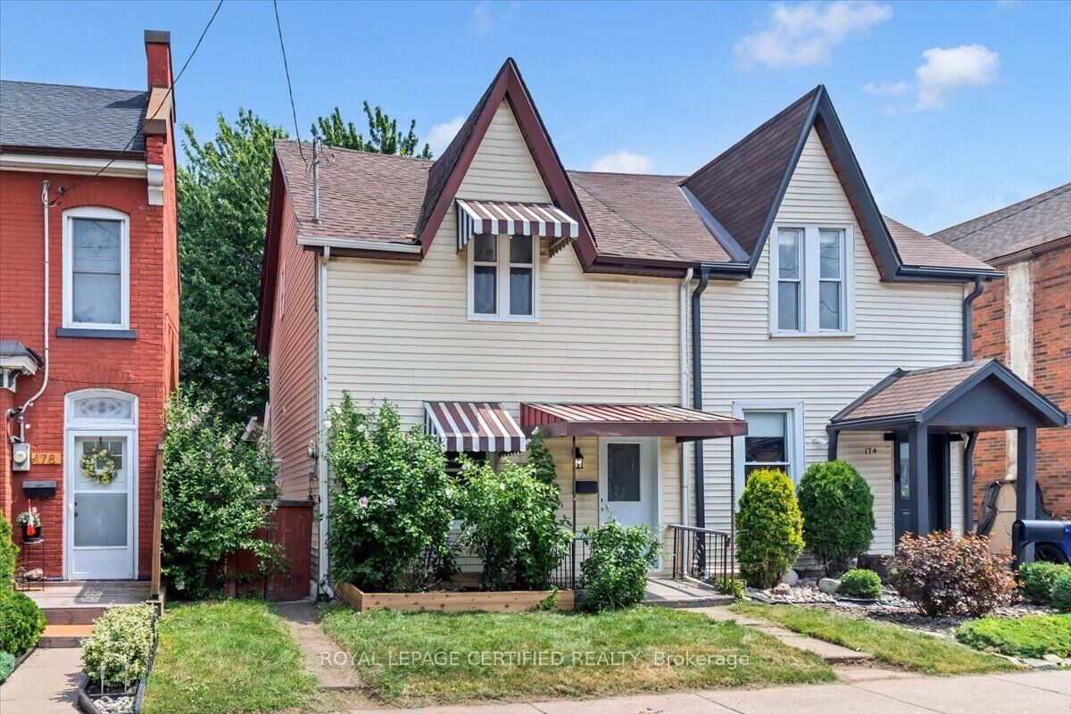 Property Photo: 176 Emerald Street N ON L8L 5K8