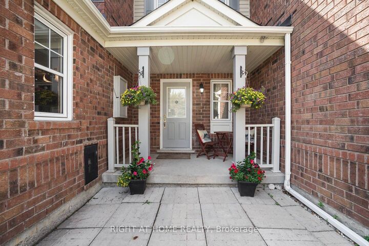 Property Photo: 84 Dougherty Crescent ON L4A 0A2