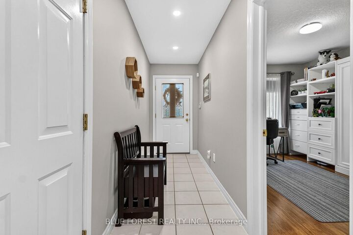 Property Photo: 43 Capulet Walk 38 ON N6H 5V4