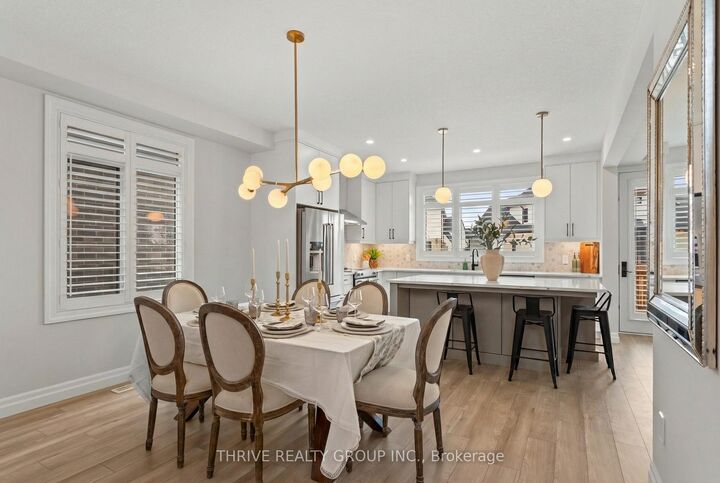 Property Photo:  1061 Eagletrace Drive 5  ON N6G 0T3 