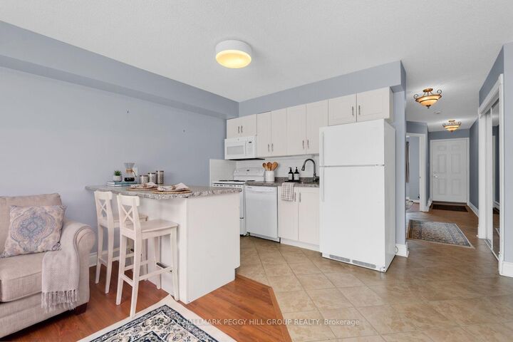 Property Photo: 11 Laguna Parkway 4 ON L0K 1B0