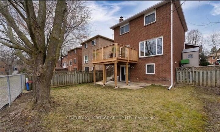 Property Photo: 37 April Gardens N Bsmt ON L4G 4R7
