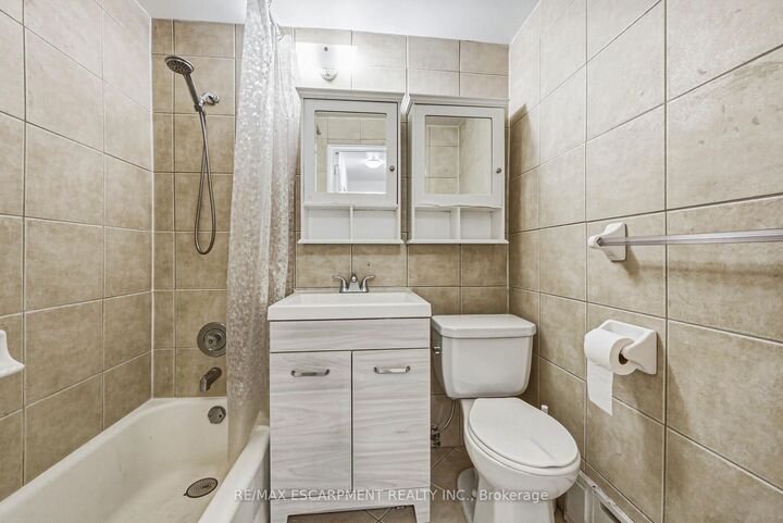 Property Photo:  325A James Street S 401  ON L8P 3B7 