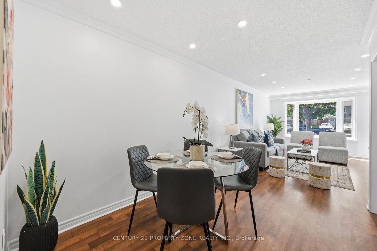 Property Photo: 2600 Lundene Road ON L5J 1P8