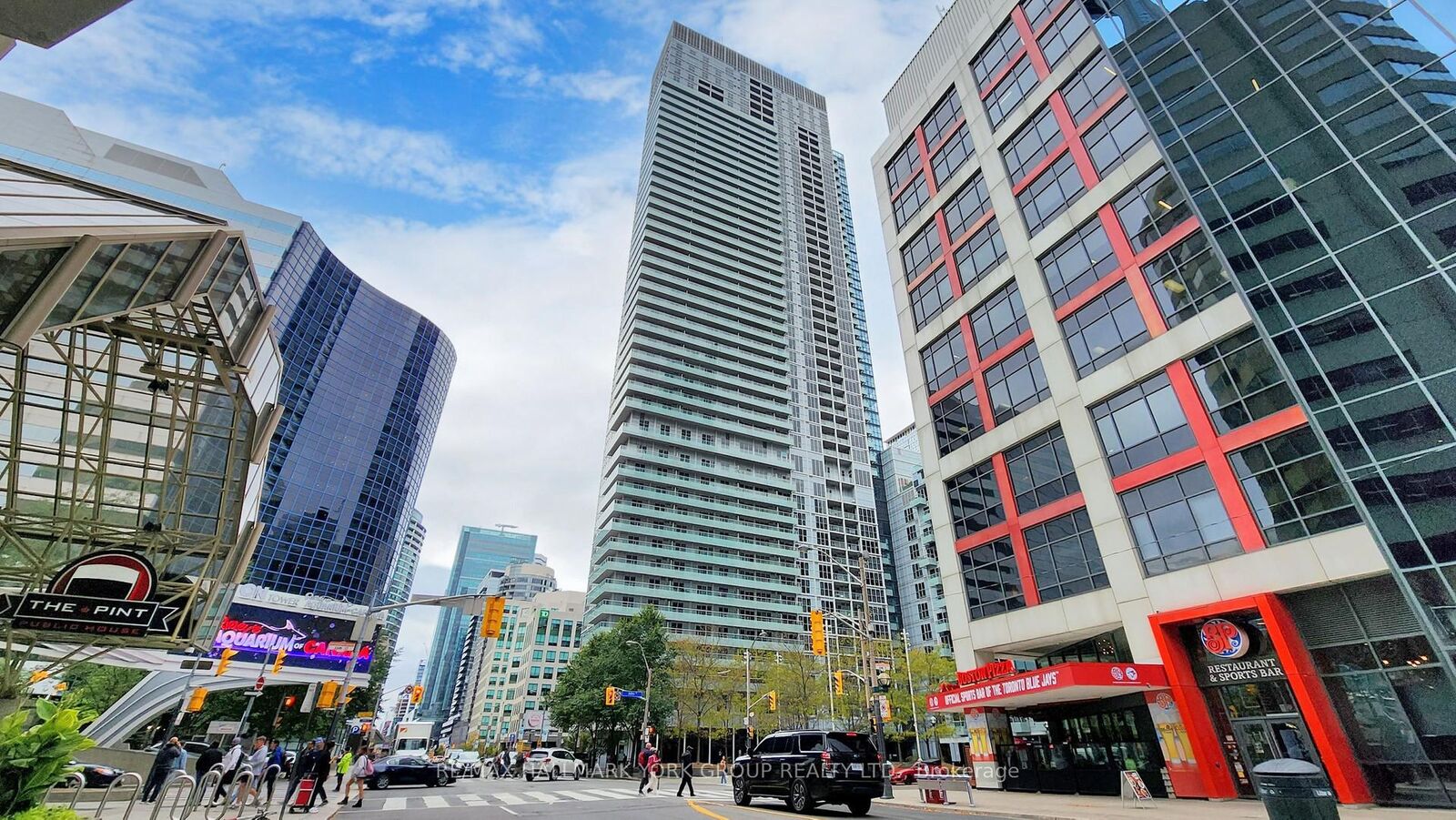 Property Photo: 300 Front Street W 3507 ON M5V 0E9