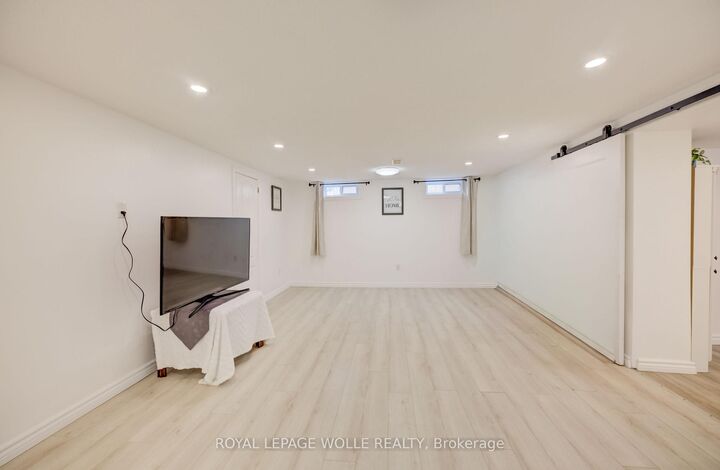 Property Photo: 152 Clark Avenue ON N2C 1Y5