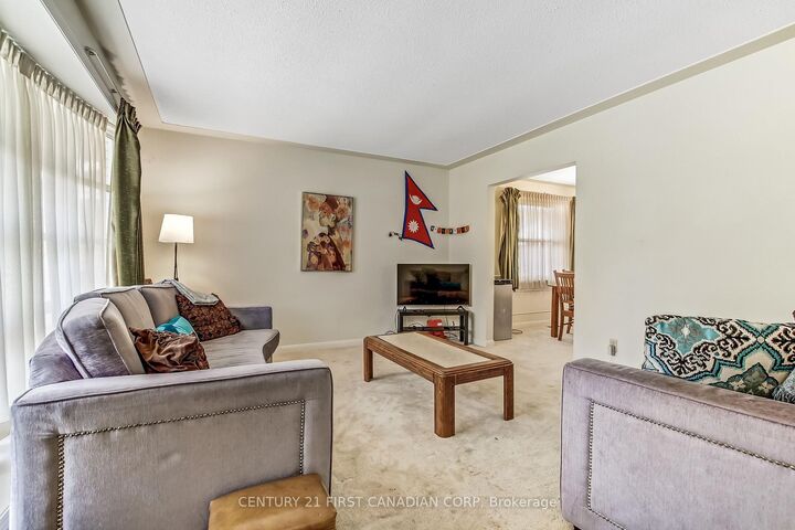 Property Photo: 698 Chiddington Avenue ON N6C 2W8