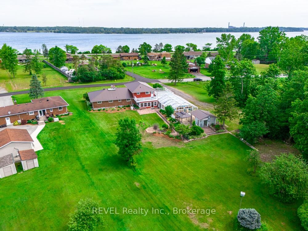 Property Photo: 2229 Houck Crescent ON L2A 5M4