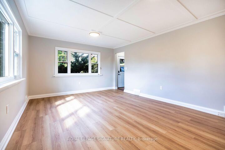 Property Photo: 688 Aylmer Street Unit 2 ON K9H 3X6