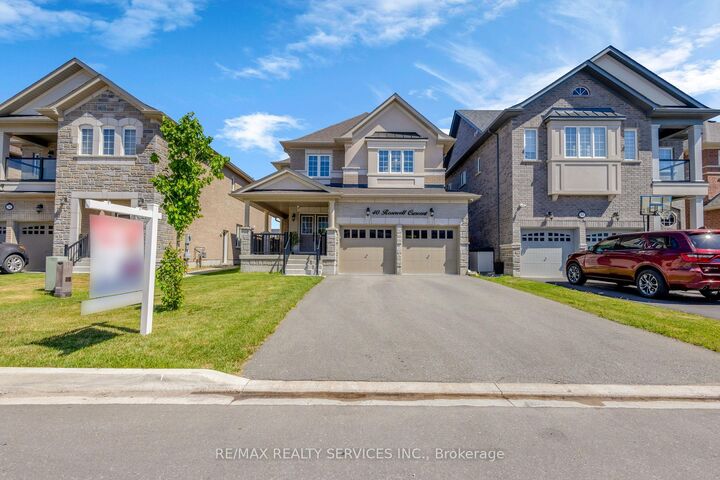 40 Rosewell Crescent — photo 1