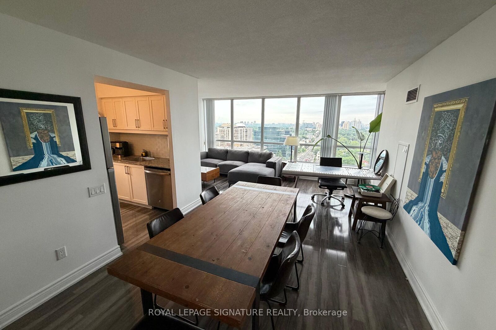 Property Photo:  33 Sheppard Avenue E 2210  ON M2N 7K1 