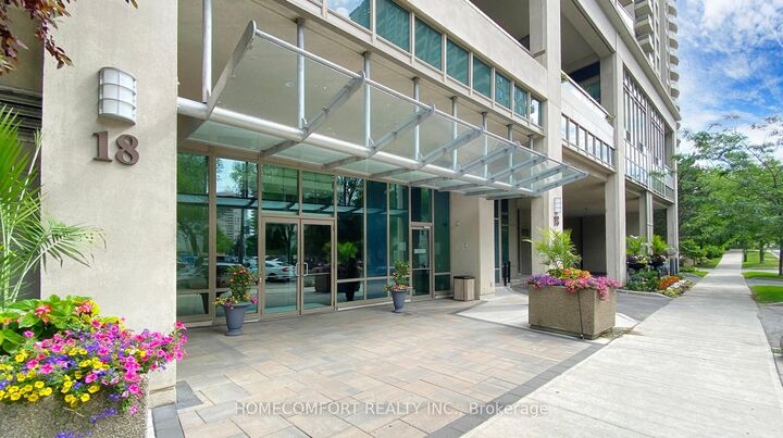 Property Photo: 18 Parkview Avenue 312 ON M2N 7H7