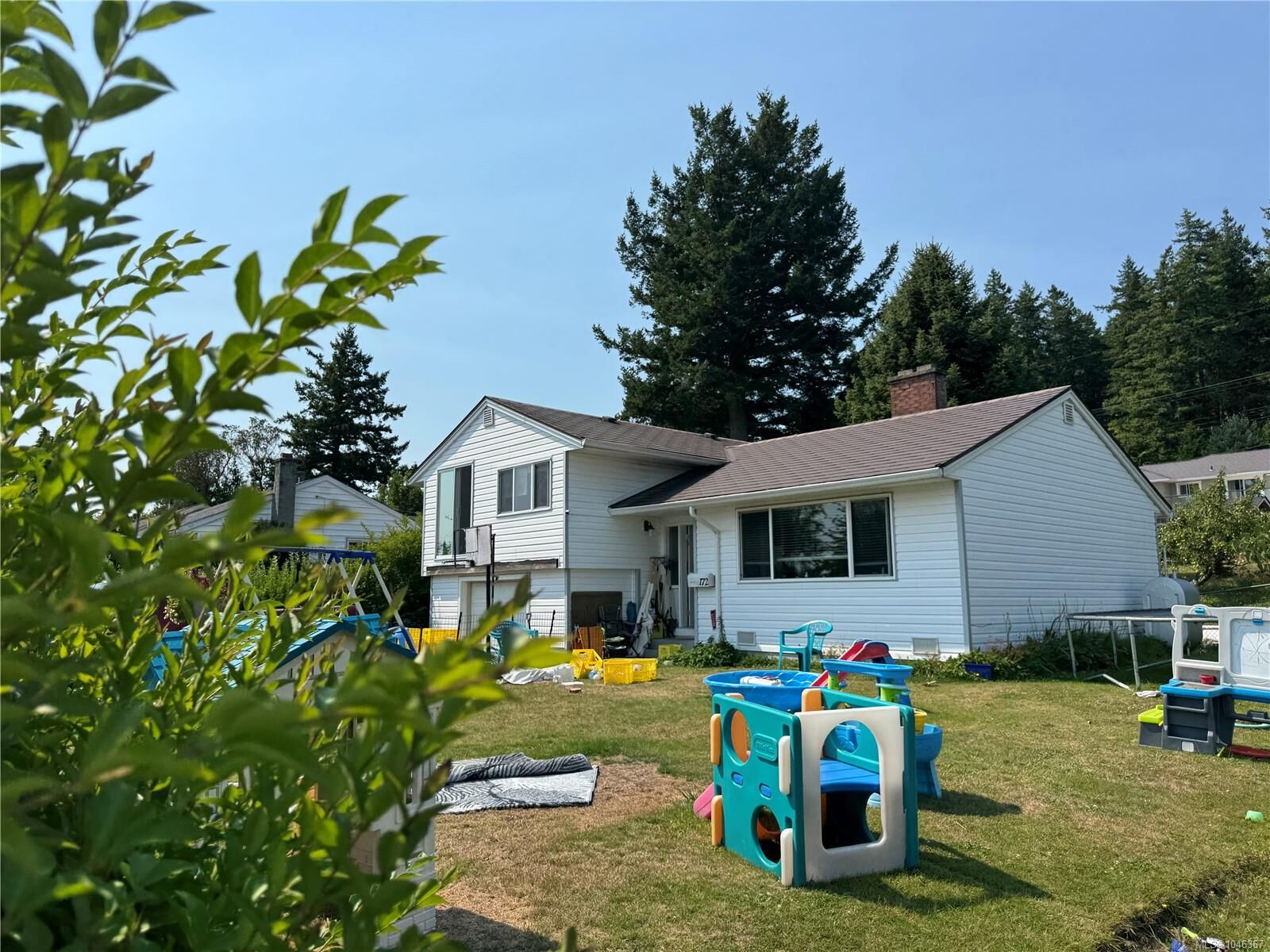 Property Photo: 172 McLean St BC V9W 2M3