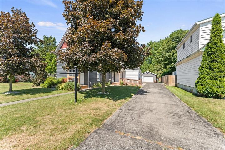 Property Photo: 74 Lemuel Street ON N0P 2K0