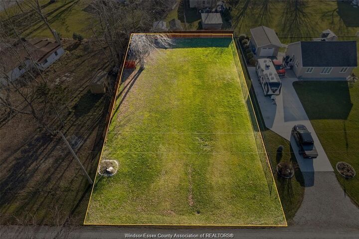 Property Photo: 18 Marentette Avenue ON N0P 2P0