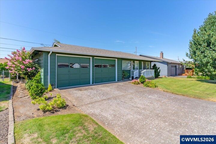 Property Photo: 1465 Thompson Rd OR 97071