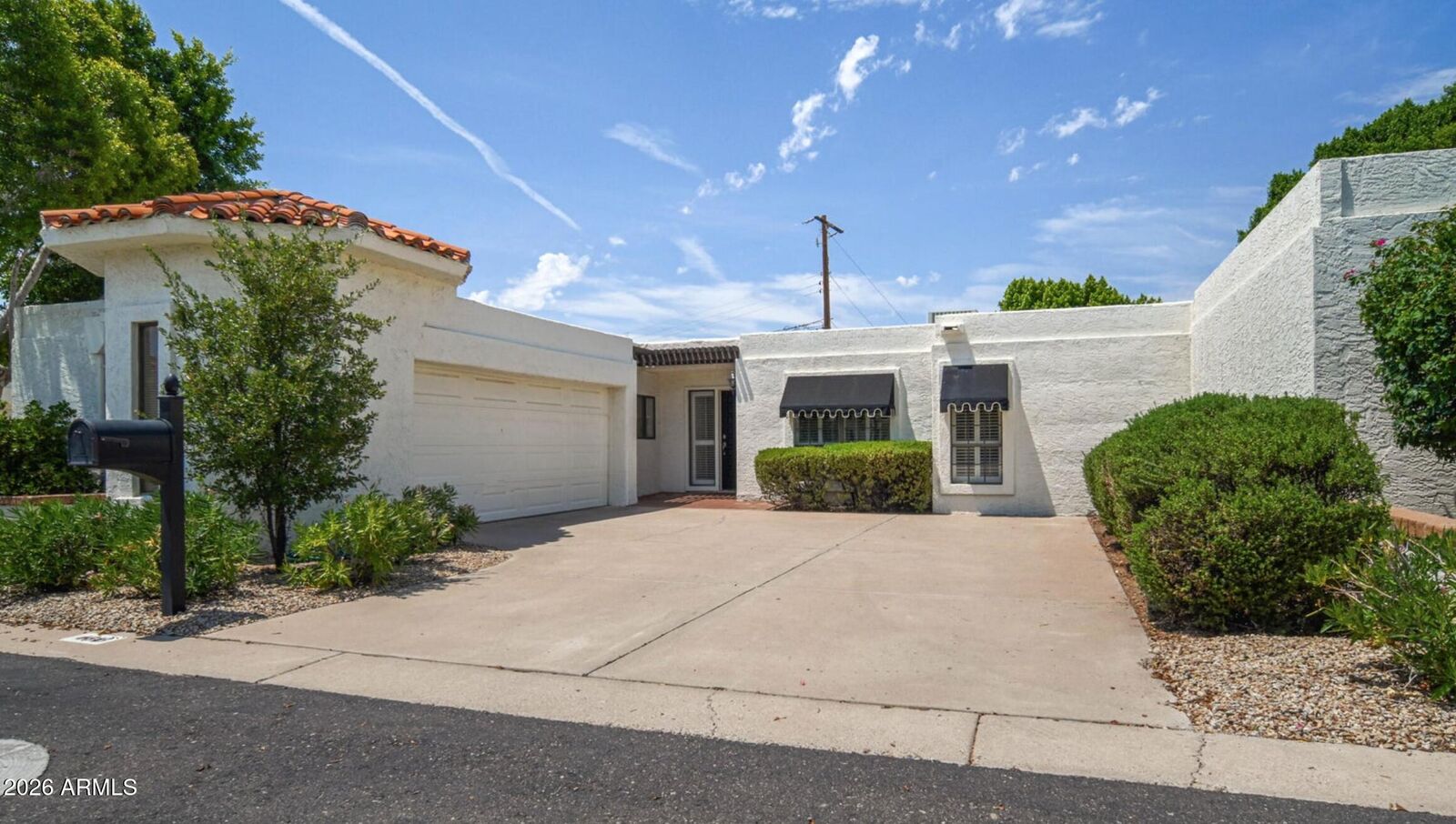 Property Photo: 4818 N 35th Place AZ 85018