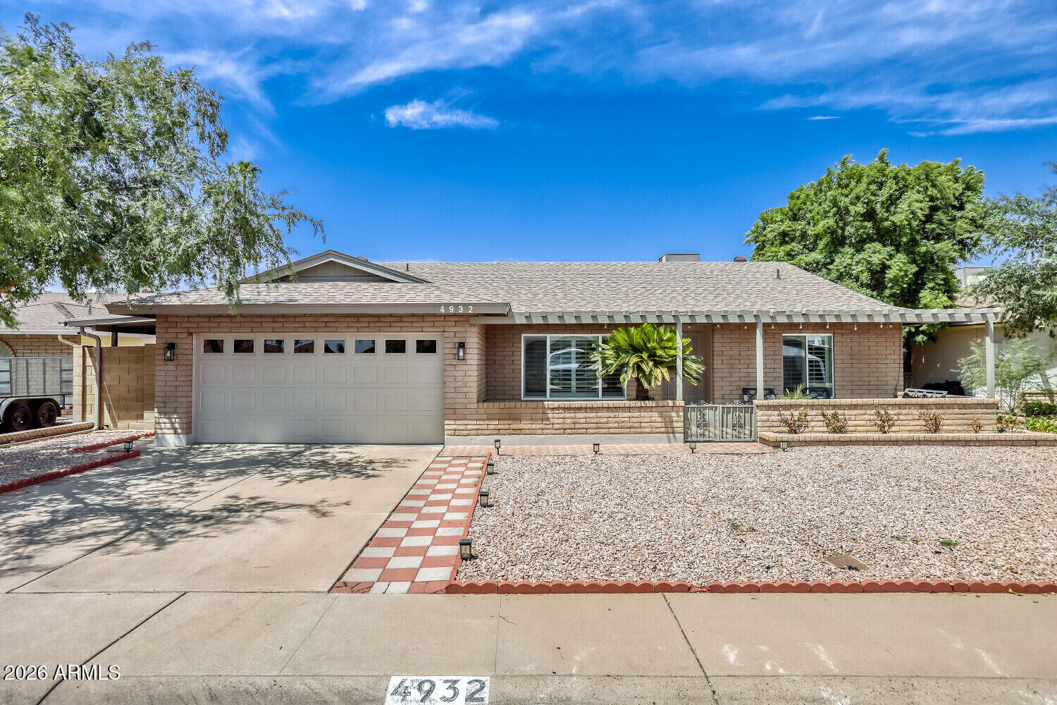 Property Photo: 4932 W Mercer Lane AZ 85304
