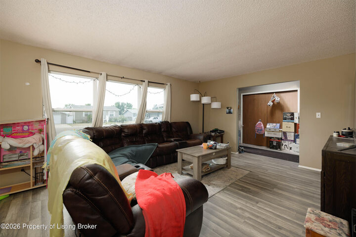 Property Photo: 868 22nd Street W ND 58601