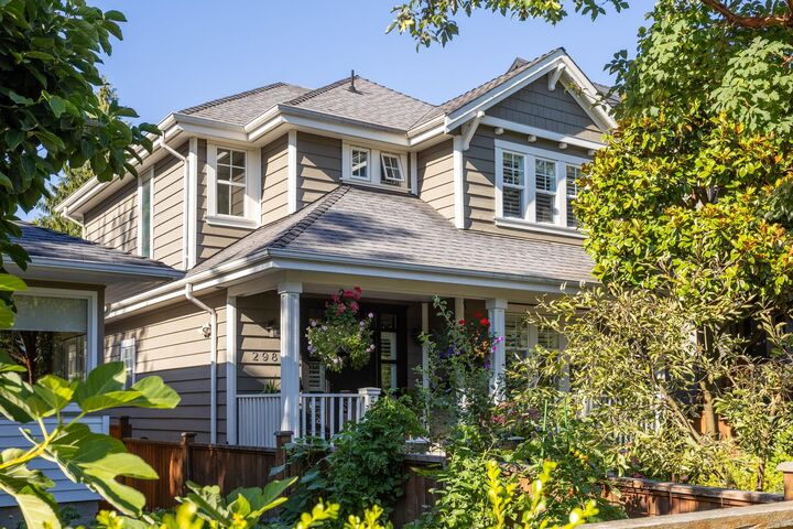 Property Photo: 2985 W 16th Avenue BC V6K 3C7