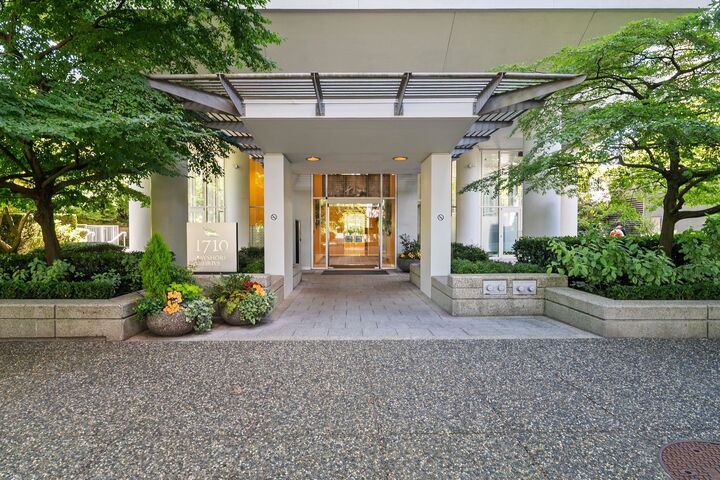 Property Photo: 1710 Bayshore Drive 1803 BC V6G 3G4