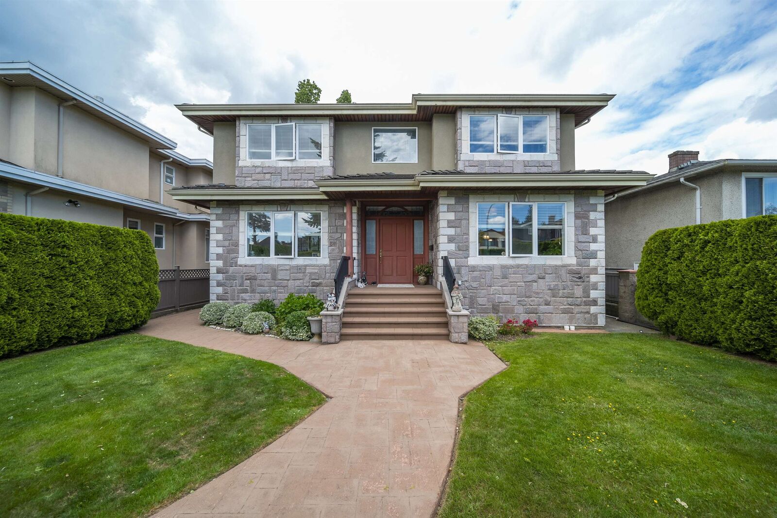 Property Photo: 6807 Burns Street BC V5E 1T5
