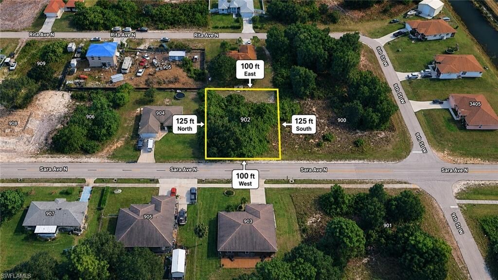 Property Photo: 902 Sara Ave N FL 33971