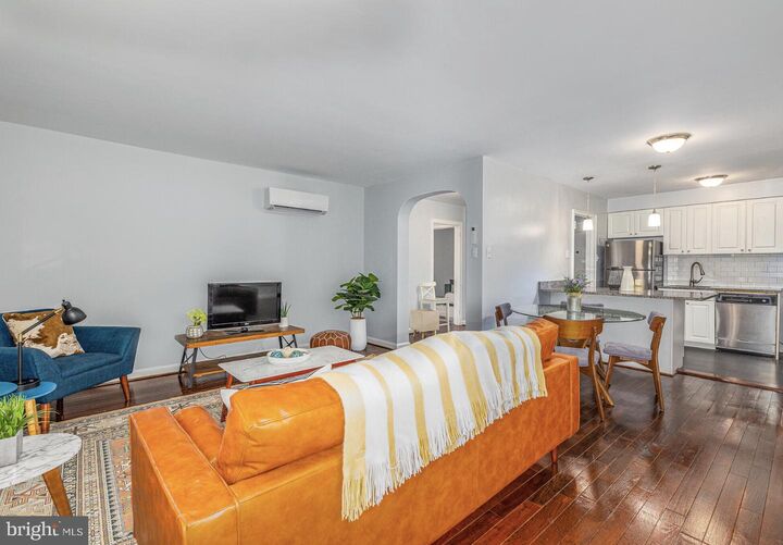 Property Photo:  150 E Wynnewood Road 15B  PA 19096 