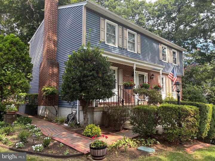 Property Photo: 16063 Laconia Circle VA 22191