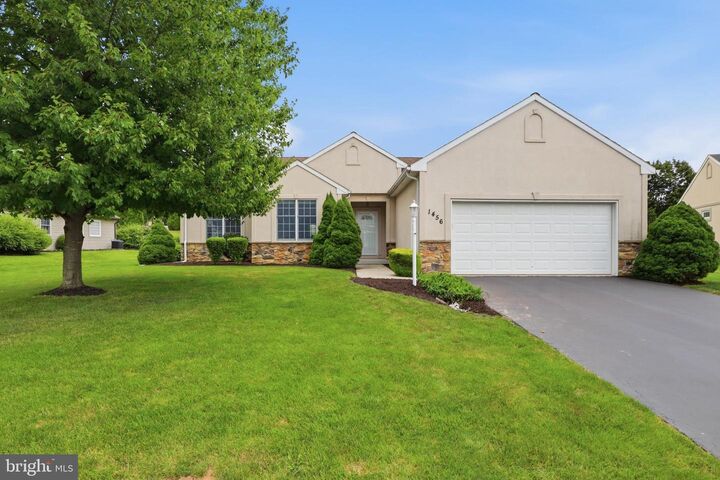 Property Photo:  1456 Wheatfield Drive  PA 17408 