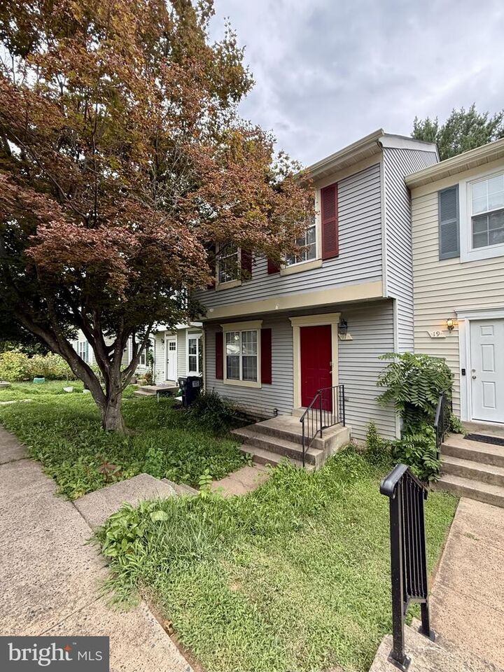 Property Photo:  17 Tall Oaks Court  VA 22556 