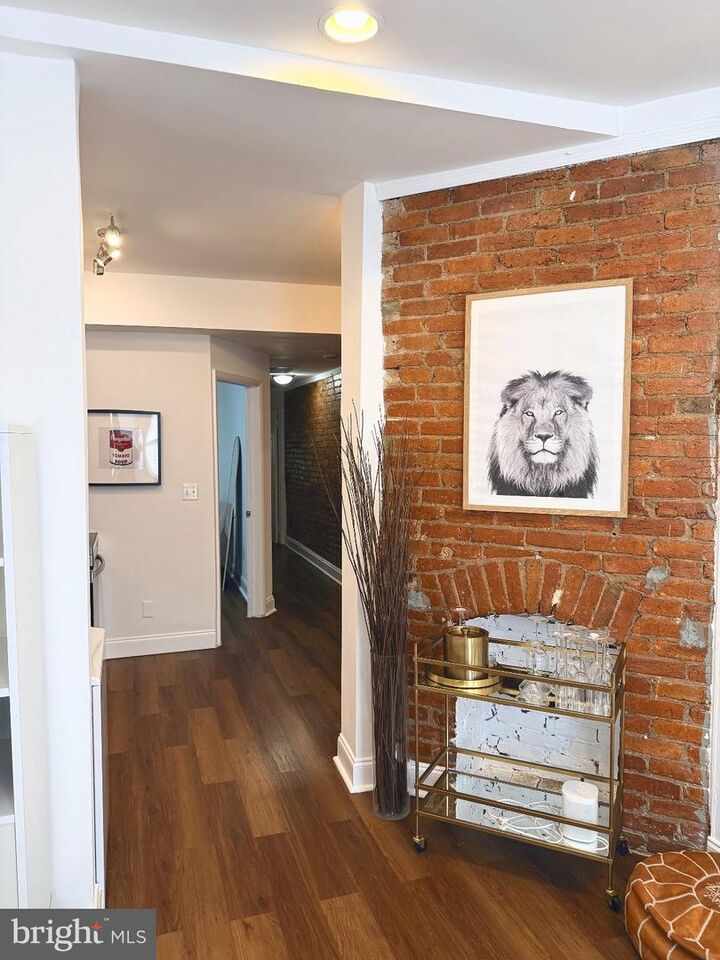 Property Photo:  1345 1st Street NW 1  DC 20001 