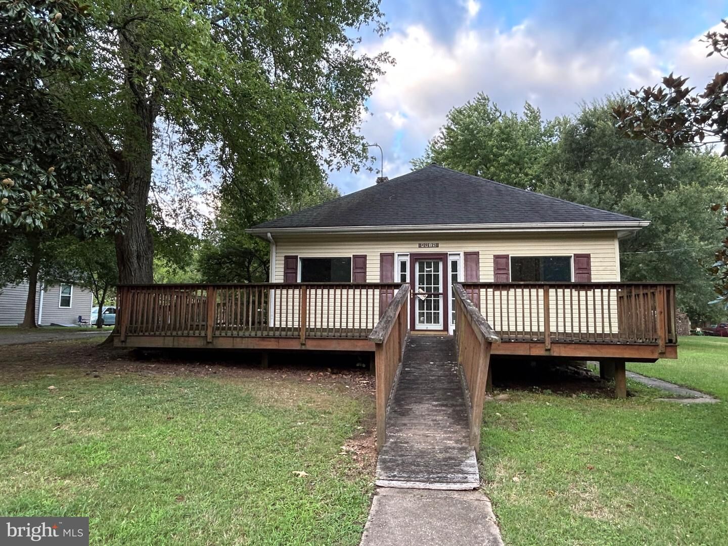 Property Photo: 4915 Strauss Avenue MD 20640