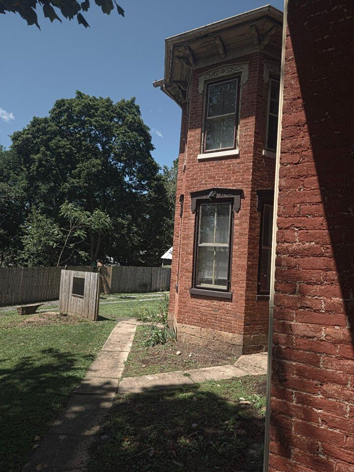 Property Photo:  107 E Main Street  PA 17040 