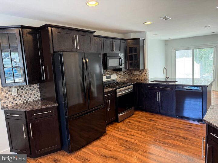 Property Photo:  1070 Baywood Drive  NJ 08094 