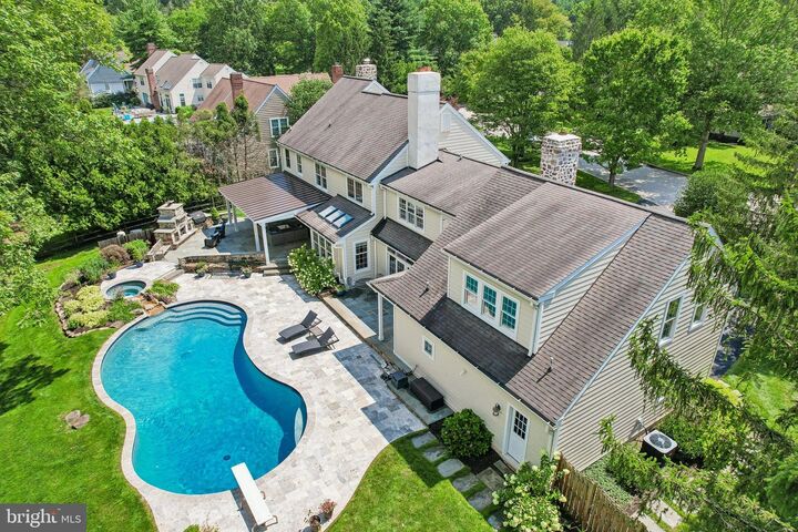 Property Photo:  409 Chester Road  PA 19333 