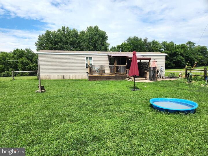 Property Photo:  352 W Ridge Rd  PA 15559 