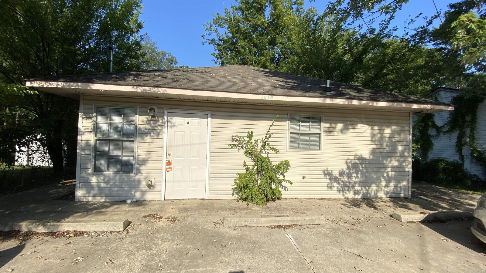 Property Photo: 3619 Sycamore Street AR 72118