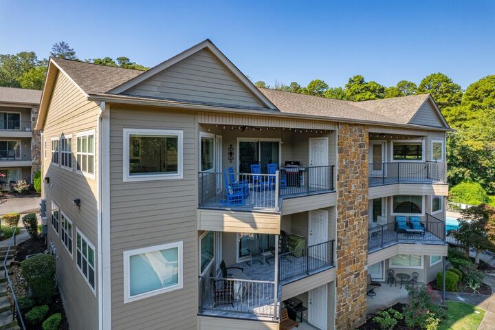 Property Photo:  640 Arkridge Road, Unit K-2  AR 71913 
