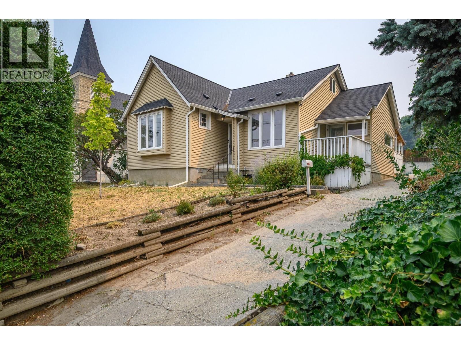 Property Photo:  2605 27 Street  BC V1T 4W1 
