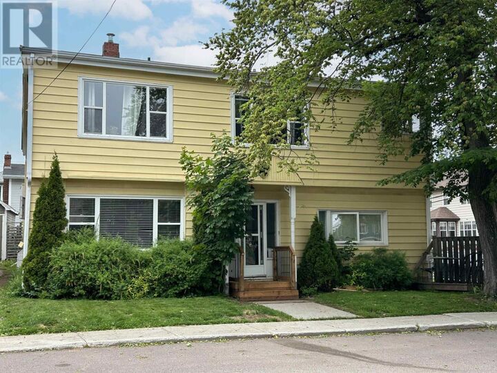 Property Photo: 29 Ole King Square PE C1A 1P8