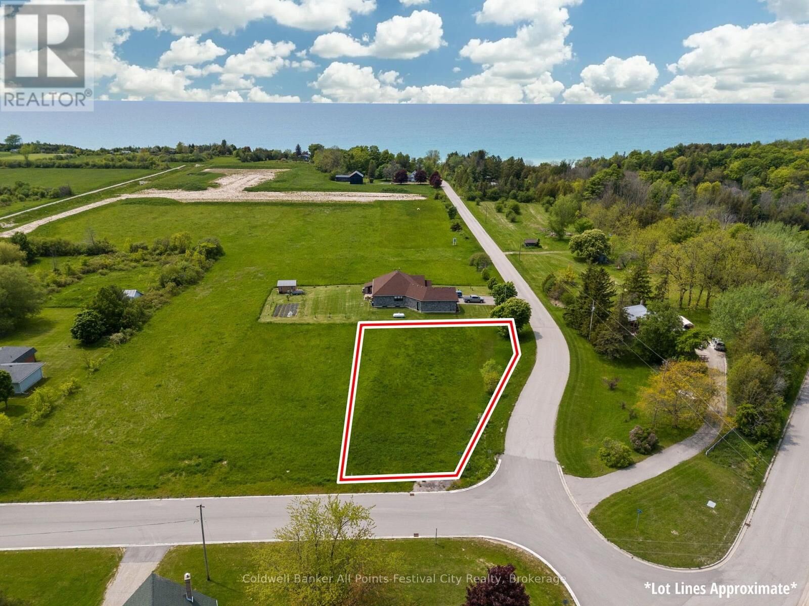Property Photo:  Lot 3 Wellington Street  ON N7A 3X9 