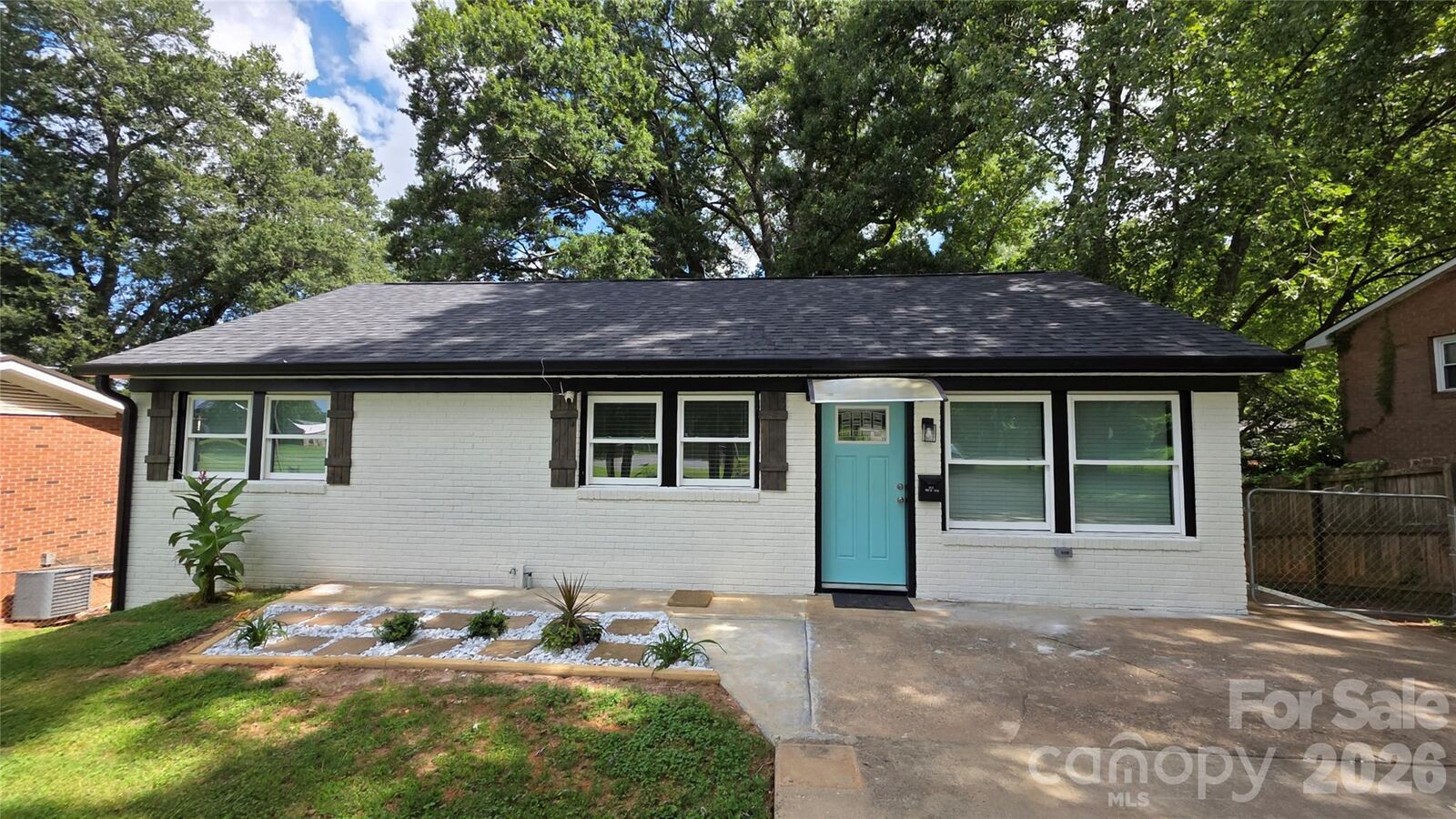 Property Photo:  513 E Ohio Avenue  NC 28016 