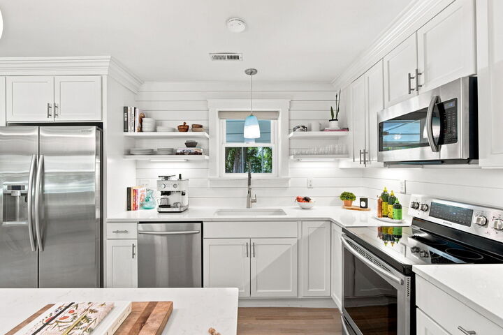 Property Photo:  37 32nd Avenue  SC 29451 