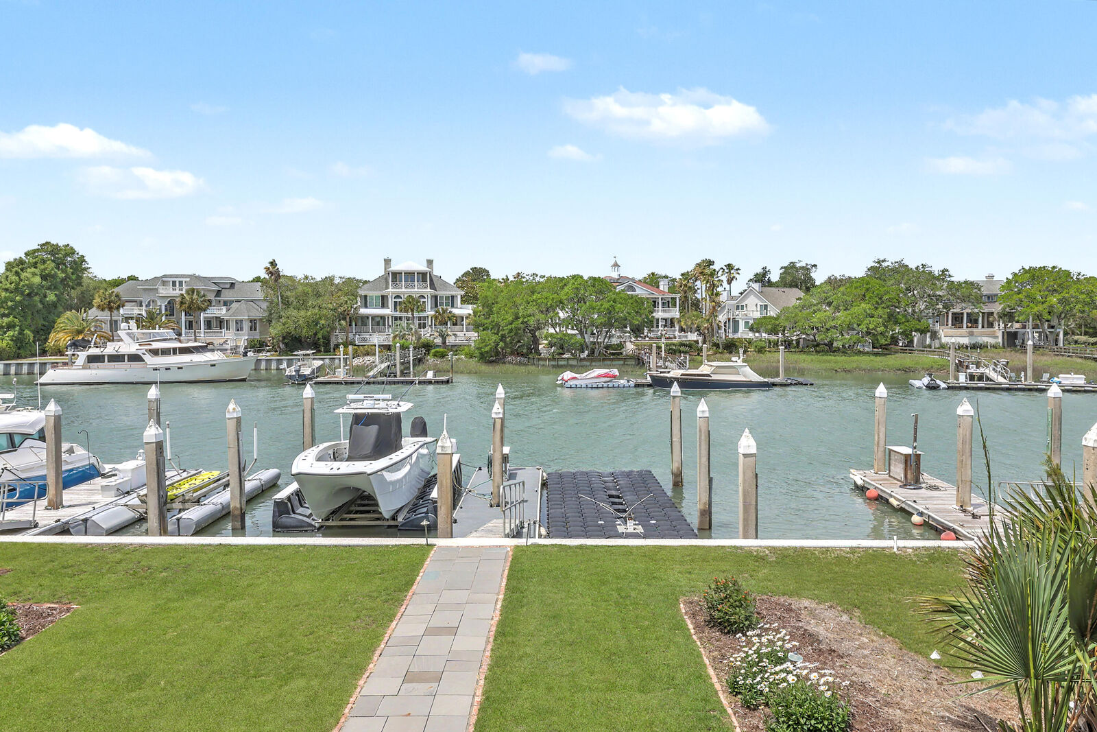Property Photo:  30 Morgan Place Drive  SC 29451 