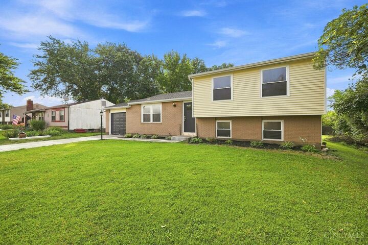 Property Photo: 3419 Springdale Road OH 45251
