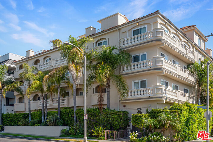 Property Photo:  1838 Westholme Ave, Unit 104  CA 90025 