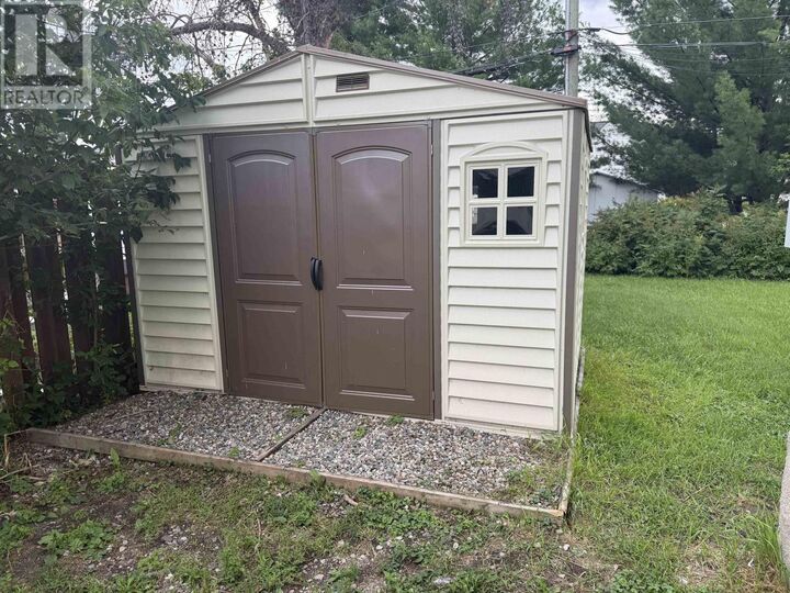 Property Photo: 100 Wabigoon Dr ON P8N 1W3